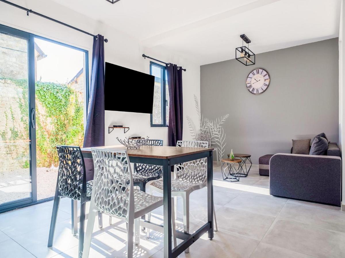 Fully Renovated House Only Few Minutes Walk Away From Ohama Beach Vierville-sur-Mer Kültér fotó